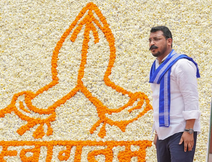 बाद में आजाद समाज पार्टी (एएसपी) के चंशेखर आजाद ने अकेले ही लड़ने का फैसला किया. उन्होंने नगीना सीट से चुनाव में चुनौती दी और जीत भी हासिल की.