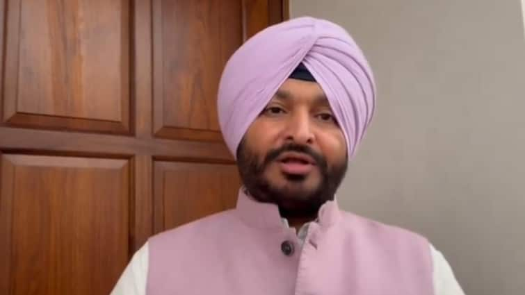 Ravneet Singh Bittu says Charanjit Singh Channi behaving like traitor Lok Sabha Amritpal Singh Rahul  Gandhi Channi Vs Bittu: 'देशद्रोही की तरह...', रवनीत सिंह बिट्टू का चन्नी पर पलटवार, राहुल गांधी पर लगा दिया ये आरोप