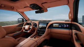 BYD Yangwang U8:  ਸੜਕ 'ਤੇ ਹੀ ਨਹੀਂ, ਪਾਣੀ 'ਤੇ ਵੀ ਚੱਲਦੀ ਹੈ ਇਹ ਇਲੈਕਟ੍ਰਿਕ ਕਾਰ, ਸ਼ਾਨਦਾਰ ਰੇਂਜ ਨਾਲ ਬਾ-ਕਮਾਲ ਖ਼ੂਬੀਆਂ