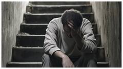 आपके दिमाग में हमेशा उटपटांग बातें चलती रहती हैं? जानें आप किस बीमारी के हैं शिकार