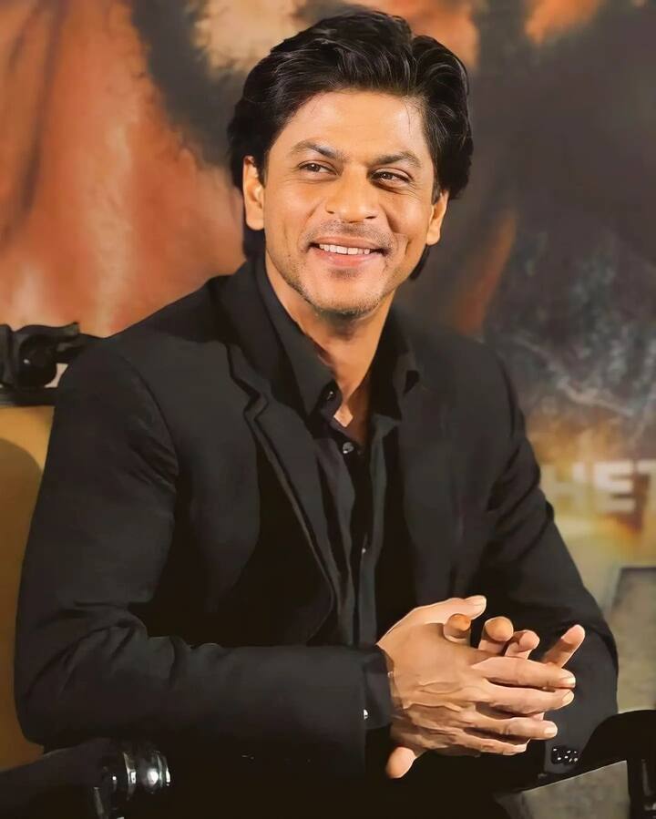 इस बात का खुलासा शाहरुख खान ने तब किया था. जब उनकी फिल्म ‘पठान’ अपने गाने बेशर्म रंग को लेकर विवादों में घिरी हुई थी. इसी बीच एक्टर ने अपने धर्म और नाम को लेकर हैरानी वाली बात कही थी.