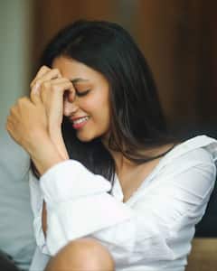 Srinidhi Shetty: స్టార్ హీరోయిన్ అయిపోతుందనుకున్నా లక్ కలసిరాని కేజీఎఫ్ బ్యూటీ శ్రీనిధి!