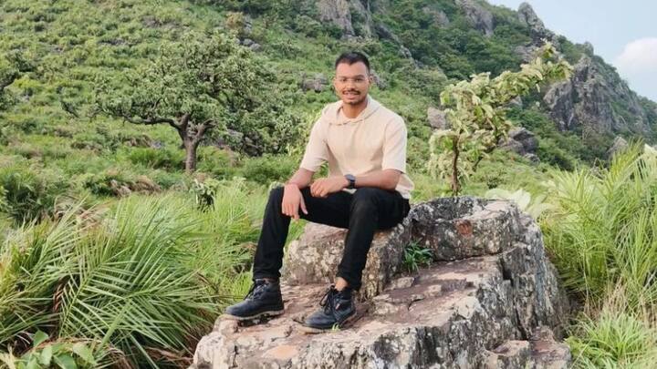 মনের ভিতর গভীর ইচ্ছে থাকলে পৃথিবীর যে কোনও বাধাই জয় করা সম্ভব। আর এই নজিরই গড়ে দিয়েছেন নভনীত আনন্দ। ছবি- ইনস্টাগ্রাম