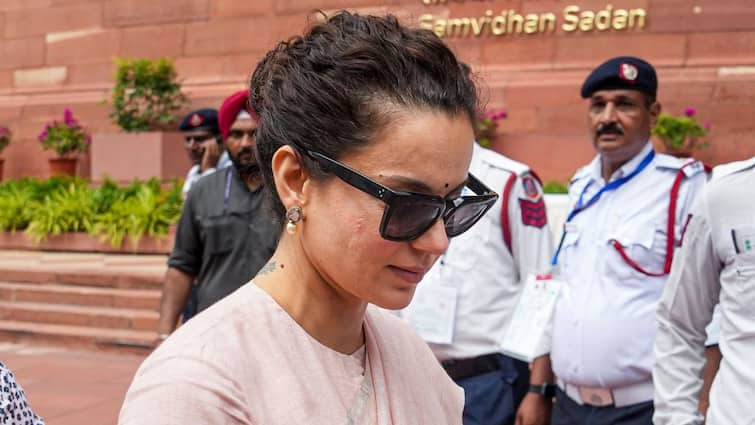 Kangana Ranaut Lok Sabha Election Challenged Himachal High Court Mandi Kangana Ranaut's LS Election Challenged By Rejected Candidate, Himachal HC Seeks MP's Reply By Aug 21