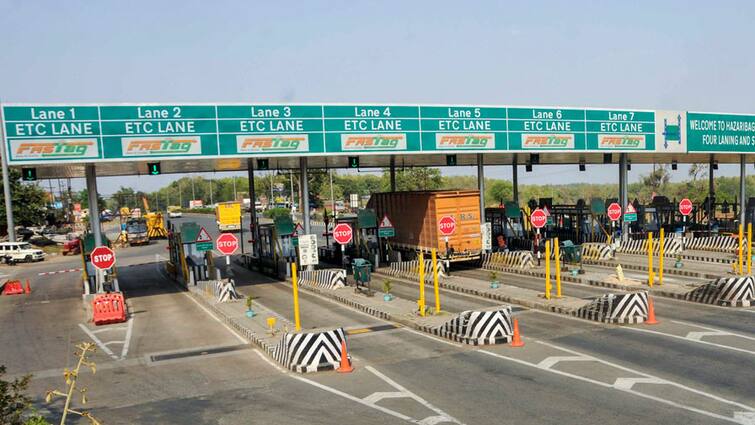 GNSS tolling: Toll system will change in India! Center introduces new GNSS-based toll system, know details GNSS tolling: ਭਾਰਤ 'ਚ ਬਦਲੇਗਾ ਟੋਲ ਸਿਸਟਮ! ਕੇਂਦਰ ਨੇ ਨਵੀਂ GNSS-ਅਧਾਰਿਤ ਟੋਲ ਪ੍ਰਣਾਲੀ ਸਿਸਟਮ ਕੀਤਾ ਪੇਸ਼, ਜਾਣੋ ਵੇਰਵੇ