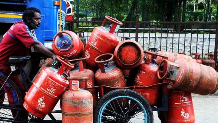 लेकिन प्रधानमंत्री उज्ज्वला योजना का लाभ लेने के लिए आपको एक खास चीज का ध्यान रखना होता है. वरना आपको लाभ नहीं मिल पाएगा.