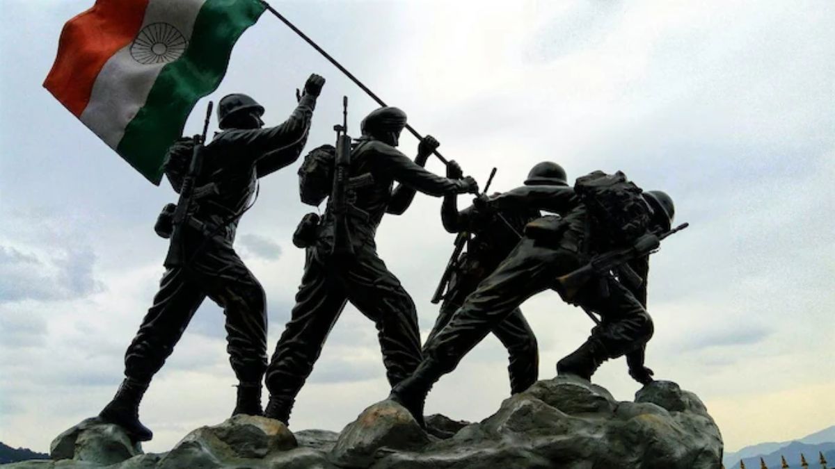 Kargil Vijay Din :  सर्वात भयंकर, दीर्घकाळ चालणारे युद्ध, जेव्हा भारतीय लष्करानं पाकिस्तानी सैन्याला धूळ चाखली! प्रत्येकाला 'या' शौर्याबद्दल 10 गोष्टी माहित हव्या