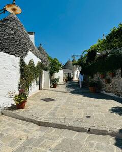 Pooja Hegde Gives Summer Fashion Goals From Italy; Check Out Pics