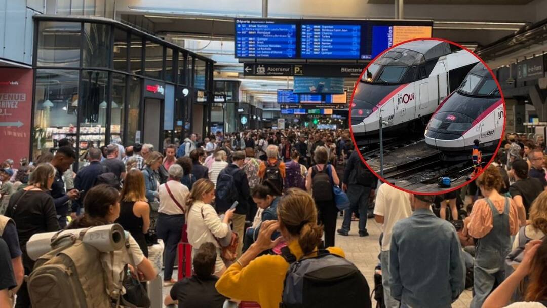 France Paris Train Network Attack : ऑलिम्पिकपूर्वी फ्रान्सच्या रेल्वे नेटवर्कवर हल्ला; पॅरिसला जाणाऱ्या 3 हायस्पीड रेल्वे मार्गांवर जाळपोळ आणि तोडफोड, स्टेशनवर 8 लाख लोक अडकले massive sabotage attack against France high-speed railway system strands thousands of passengers at railway stations across France France Paris Train Network Attack : ऑलिम्पिकपूर्वी फ्रान्सच्या रेल्वे नेटवर्कवर हल्ला; पॅरिसला जाणाऱ्या 3 हायस्पीड रेल्वे मार्गांवर जाळपोळ आणि तोडफोड, स्टेशनवर 8 लाख लोक अडकले