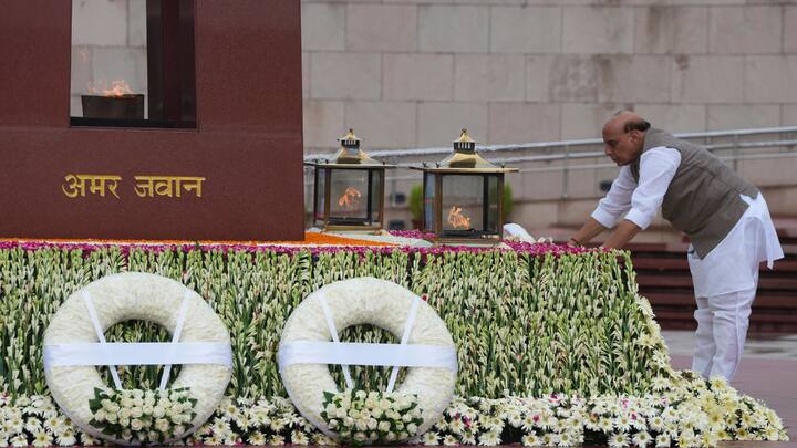 Defence Minister Rajnath Singh also paid rich tributes to the armed forces personnel who fought valiantly in extremely harsh conditions to defend the nation's territory during the Kargil war 25 years ago. (Image: PTI)