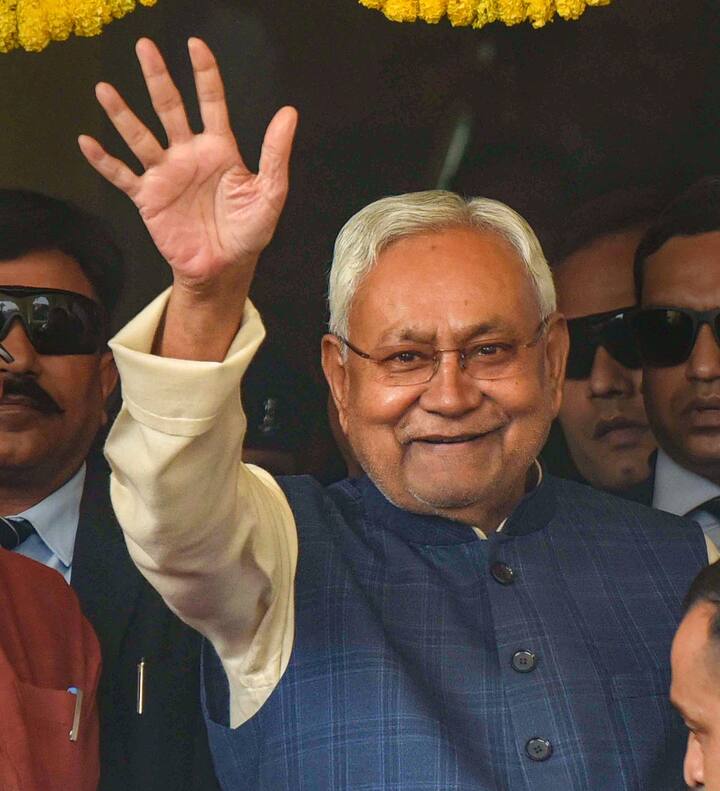 समय से पहले ही नीतीश कुमार ने विपक्षियों को मनोवैज्ञानिक दबाव और तनाव दे दिया है.