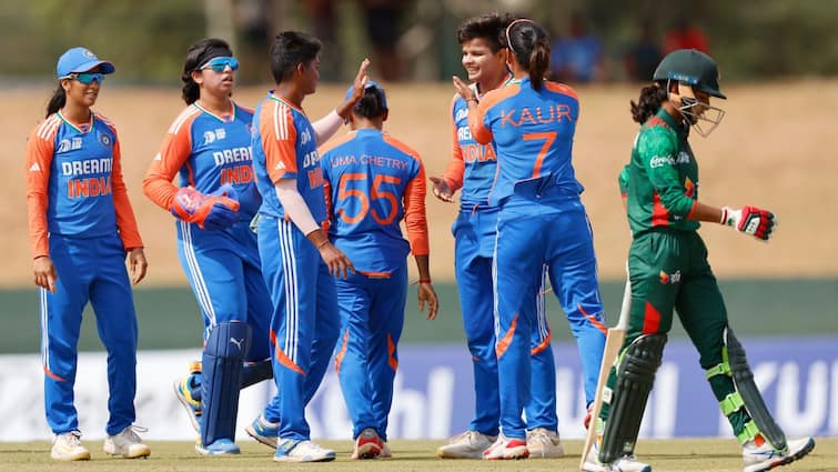 IND vs BAN Asia Cup 2024 Semifinal 1 India Defeat Bangladesh By 10 Wickets To Enter Asia Cup Final IND vs BAN Women's Asia Cup 2024 Semifinal 1: India Thump Bangladesh By 10 Wickets To Enter Asia Cup Final For 9th Time