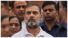 गए थे कोर्ट में पेशी को, यूपी का दिल जीतने लगे राहुल गांधी, देखें मोचियों से मुलाकात की तस्वीरें