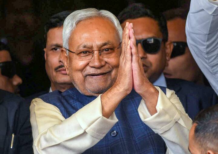 बताया गया कि नीतीश कुमार साल 2010 से अधिक सीटें लाने के एजेंडे पर काम कर रहे हैं.