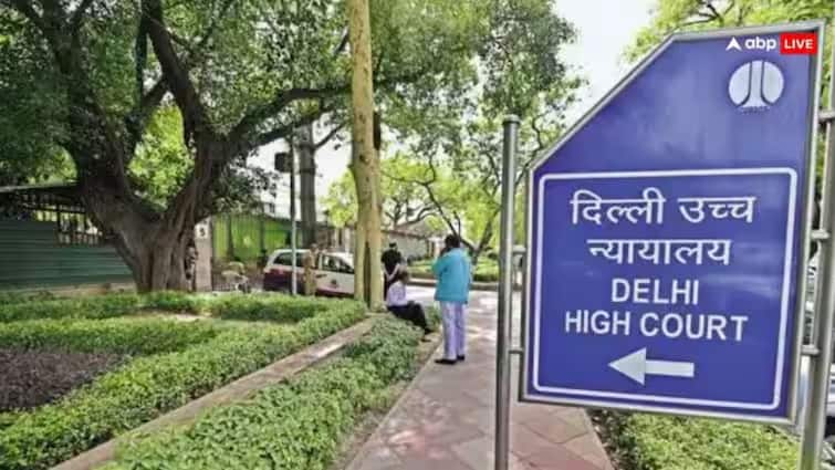 Delhi High Court orders accused who harassed neighbour wife will serve in Gurudwara for one month दिल्ली हाई कोर्ट का आदेश, पड़ोसी की पत्नी को परेशान करने वाले आरोपियों को गुरुद्वारे में करनी होगी सेवा