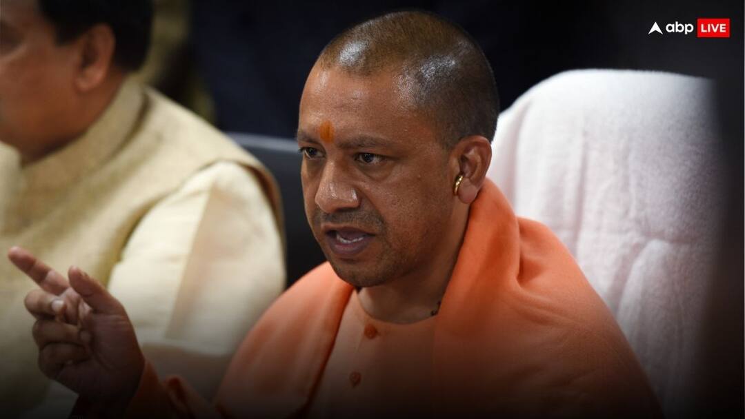 Uttar Pradesh political crisis Yogi Adityanath keshav prasad maurya Brajesh Pathak fight reason and timeline दिल्ली पहुंचा यूपी का पॉलिटिकल ड्रामा! 8 जून से शुरू हुए सियासी संकट में कब-कब हुई खटपट, पूरी टाइमलाइन