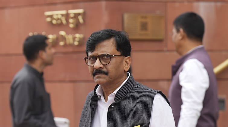 ‘Shivaji Fan Membership’ Vs ‘Aurangzeb Fan Membership’ As Sanjay Raut Hits Again At Shah’s Jibe At Uddhav