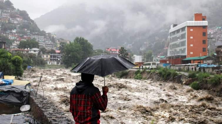 Uttarakhand Cloudburst Tehri Garhwal Flash Flood-Like Situation Road Connectivity cut Bal ganga overflowing video Uttarakhand: Cloudburst In Tehri Garhwal Triggers Flash Flood-Like Situation, Cuts Off Road Connectivity — WATCH