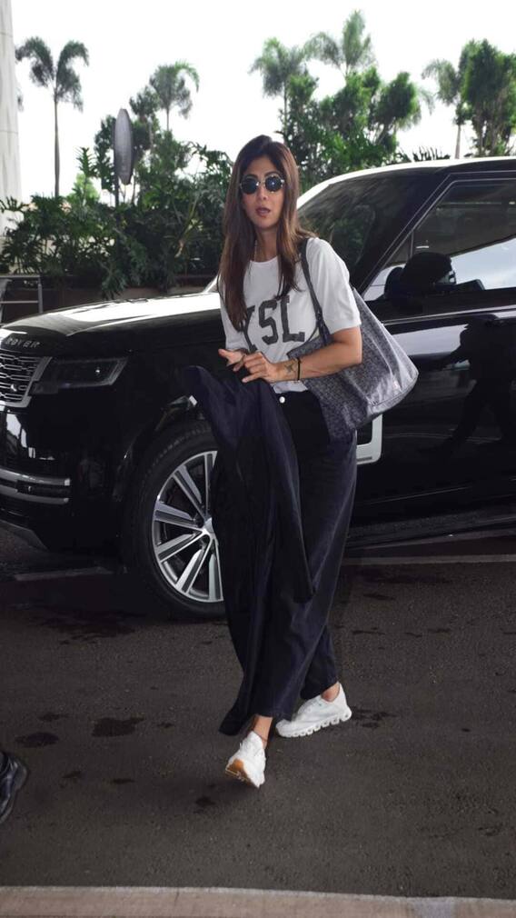 Shilpa Shetty Looks Dapper In Airport Look; See Pics