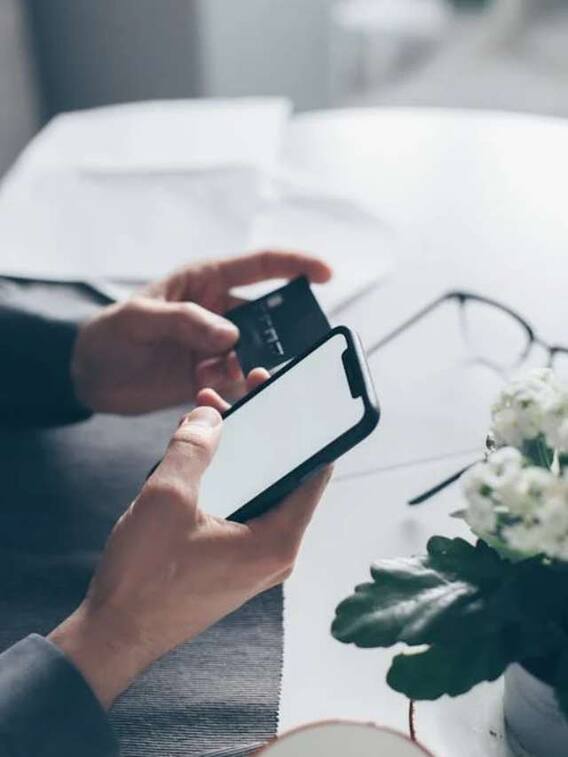 आप भी हो सकते हैं डिजिटल अरेस्ट, ध्यान रखें ये बातें