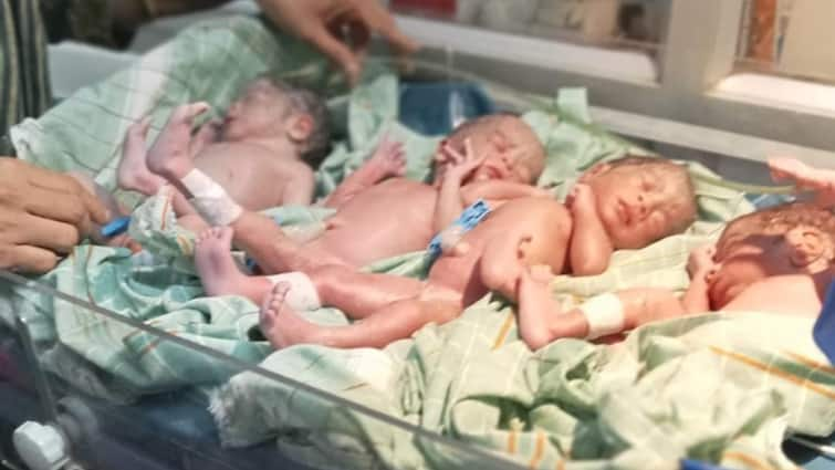 Sukma nature miracles Tribal woman gives birth to four children simultaneously in Bastar ANN दो पत्नियों से बच्चे नहीं होने पर की तीसरी शादी, अब महिला ने एक साथ दिया 4 बच्चों को जन्म