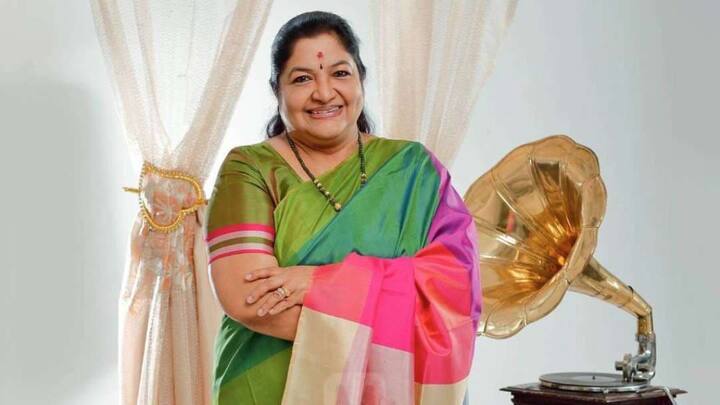 சின்னக்குயில் சித்ரா என்று அழைக்கப்படும் இவர், இந்தியாவின் உயரிய விருதான பத்ம பூஷன், பத்ம ஸ்ரீ ஆகியவற்றை பெற்றுள்ளார்.