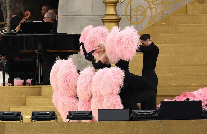 Lady Gaga looked amazing, wearing nothing but Dior for the occasion.