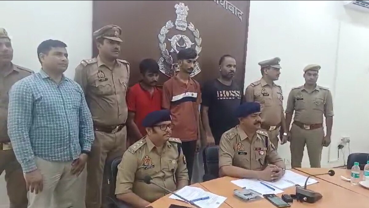 गाजियाबाद पुलिस ने तीन शातिर जालसाजों को किया गिरफ्तार, 35 लाख का समान बरामद