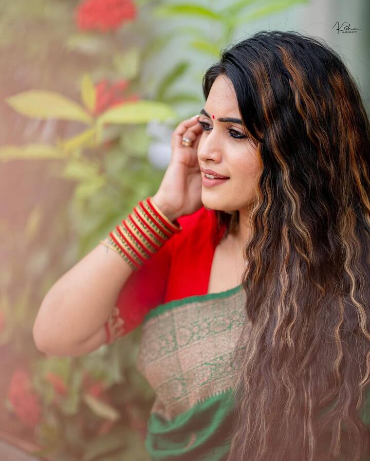 యాంకర్ స్రవంతి చొక్కారపు గురించి తెలుగు ప్రేక్షకులకు పెద్దగా పరిచయం అవసరం లేదు.