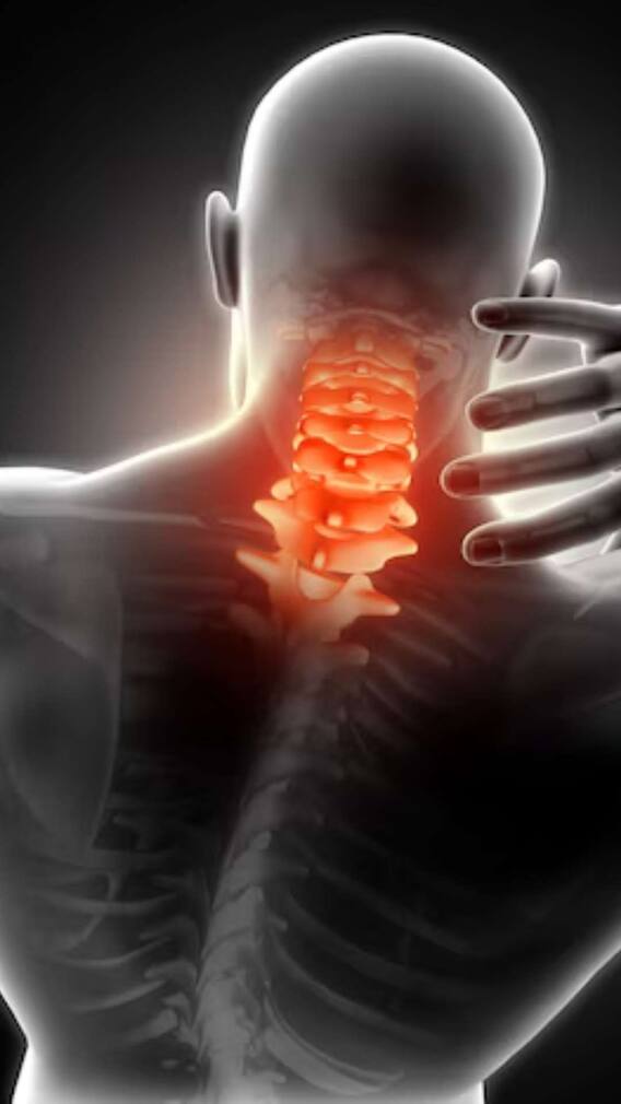 ਸਰਵਾਈਕਲ ਦਾ ਦਰਦ ਨਹੀਂ ਛੱਡ ਰਿਹਾ ਖਹਿੜਾ, ਤਾਂ ਅਪਣਾਓ ਆਹ ਘਰੇਲੂ ਨੁਸਖੇ