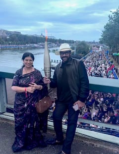 Chiraneevi: ఒలింపిక్‌ జ్యోతితో చిరంజీవి - భార్య సురేఖతో అలా, సంతోషకరమైన క్షణమిది అంటూ పోస్ట్‌