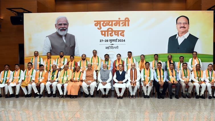 PM Narendra Modi Urges BJP CMs To Maintain Integrity Of Central Welfare Schemes On Day 2 Of Mukhyamantri Parishad PM Modi Urges BJP CMs To Maintain Integrity Of Central Welfare Schemes: 'No Reductions, No Additions'