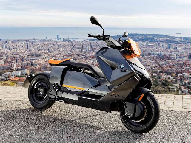 BMW Electric Scooter: बीएमडब्ल्यू लाएगी एक और नया स्कूटर, CE 04 से कम होगी इसकी कीमत, जानें कब होगा लॉन्च