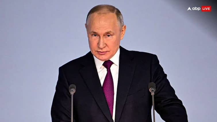 Russia Warns US Vladimir Putin Says If US Deploy Missiles In Europe we will Relaunch Nuclear Weapon Russia Warns US: पुतिन ने दी अमेरिका को न्यूक्लियर हमले की धमकी, कहा- 'अगर ऐसा हुआ तो...'