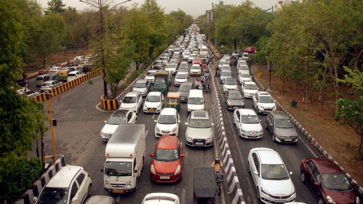 सरयू का पावन जल लेकर निकलेगी कांवड़ियों की टोली, 29 जुलाई को लखनऊ-गोरखपुर एक्सप्रेसवे रहेगा बंद