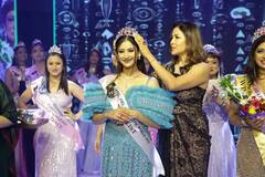 In Pics: બુરહાનપુરની નિકીતા શ્રોફે જીત્યો 'મિસેજ એશિયા પેસિફિક વર્લ્ડ'નો ખિતાબ, જુઓ તસવીરો...