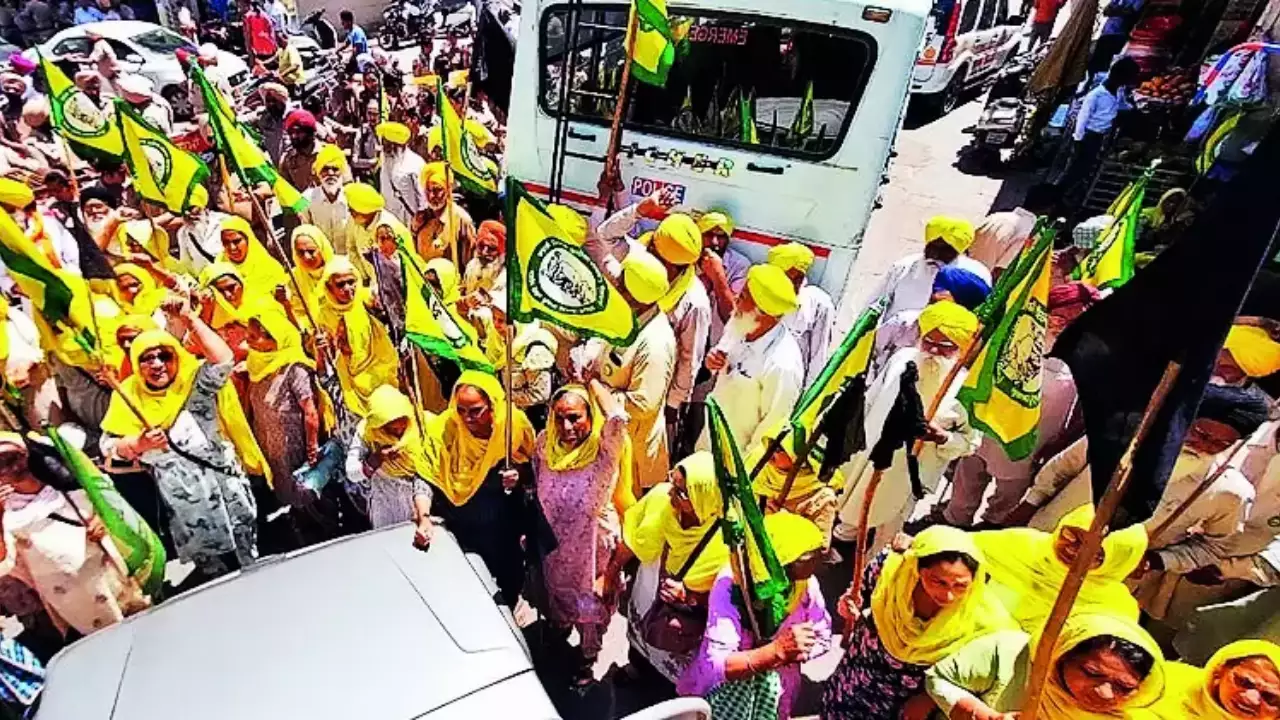 Kisan Protest: ਭਾਜਪਾ ਦੇ ਲੀਡਰਾਂ ਨੂੰ ਲੈ ਕੇ ਕਿਸਾਨਾਂ ਦਾ ਇੱਕ ਹੋਰ ਵੱਡਾ ਐਲਾਨ, ਹੁਣ ਫਿਰ ਨੇਤਾਵਾਂ ਦੀਆਂ ਵਧਣਗੀਆਂ ਮੁਸ਼ਕਲਾਂ 