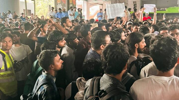 सबसे बड़ा सवाल यह खड़ा होता है कि इस हादसे का जिम्मेदार कौन है. बच्चों की मौत का जिम्मेदार आखिर कौन है. प्रशासन भी आंख मूंद कर बैठा हुआ है.