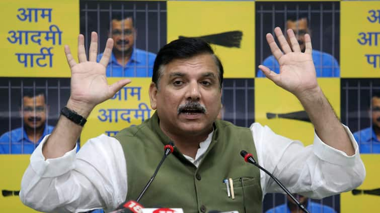 AAP MP Sanjay Singh appeal to CJI against BJP conspiracy LG Vinai saxena 'BJP की साजिश से दिल्ली...', AAP सांसद संजय सिंह ने CJI से कर दी बड़ी अपील