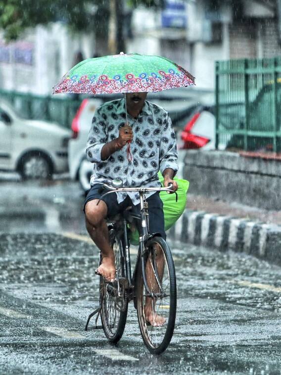 दिल्ली में फिर बढ़ी उमस, अब 1 अगस्त तक कैसा रहेगा मौसम?