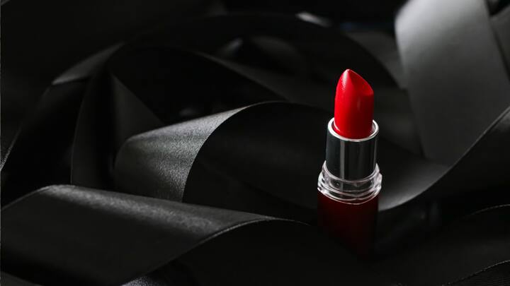 Whether heading to the office, meeting friends for brunch, or attending a glamorous evening event, having the right lipstick shades and type can help seamlessly transition from day to night.