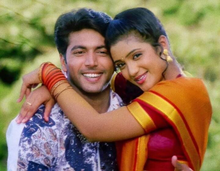 இரு மதத்தை சேர்த்தவர்கள் காதலிப்பதால் ஏற்படும் பிரச்சனையை மையமாக வைத்து எடுக்கப்பட்டுள்ளது. இப்படம் வெளியாகி இன்றுடன் 19 ஆண்டுகளை நிறைவு செய்கிறது.