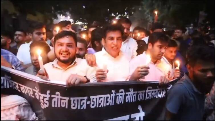 Old Rajendra Nagar Accident NSUI Candle March in Honor of  Students Killed in the Accident in Rajendra Nagar ANN Rajendra Nagar Accident: ओल्ड राजेंद्र नगर में IAS कोचिंग हादसे को लेकर NSUI ने निकाला कैंडल मार्च, कर दी ये मांग