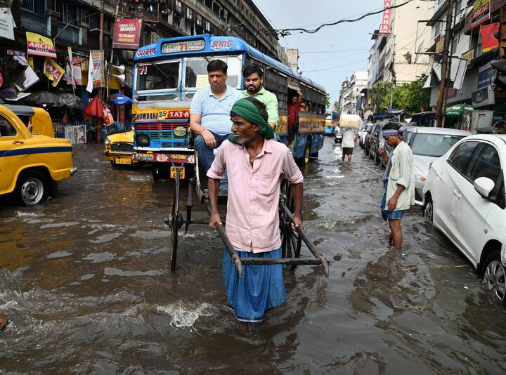 হালকা থেকে মাঝারি বৃষ্টি সব জেলাতেই হবে আপাতত দিন সাতেক