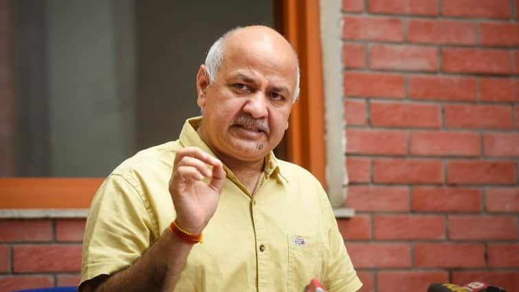 Supreme court hear manish sisodia bail plea Delhi Liquor Scam Case news and updates Delhi Liquor Scam Case: क्या जेल से बाहर आएंगे मनीष सिसोदिया? जमानत याचिका पर सुप्रीम कोर्ट में सुनवाई आज