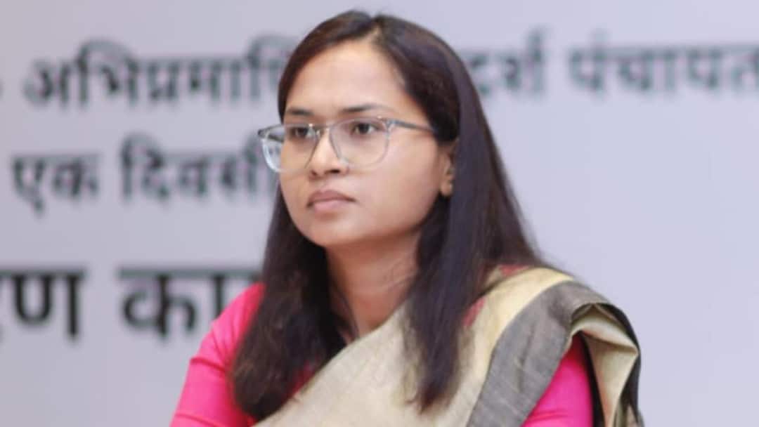 Congress MLA Shilpi Neha Tirkey targetted bjp migrant Biharis and demographic change Jharkhand Assembly Elections  2024 झारखंड विधानसभा चुनाव से पहले कांग्रेस विधायक बोलीं- 'प्रवासी बिहारियों की वजह से...',  खड़ा हुआ हंगामा 