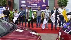 Car Rally: বৃষ্টি ভেজা কলকাতায় কার ব়্যালি, ৫০ দলের জমজমাট লড়াই
