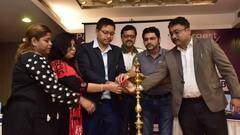 Car Rally: বৃষ্টি ভেজা কলকাতায় কার ব়্যালি, ৫০ দলের জমজমাট লড়াই