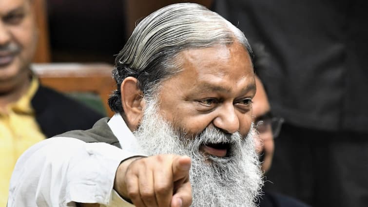 Anil Vij said AAP has shown thenga to Congress and released list AAP ने हरियाणा में उतारे उम्मीदवार तो अनिल विज बोले, 'कांग्रेस को आम आदमी पार्टी ने...'