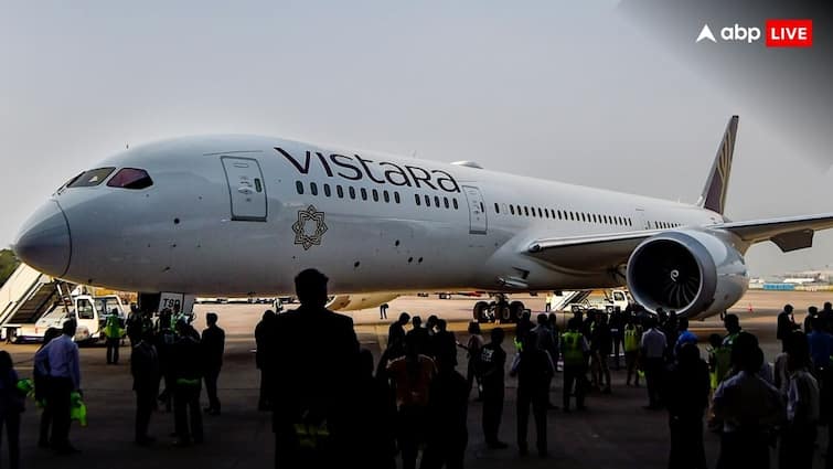 Vistara airline announces VRS scheme for permanent ground staff Air India already launched these schemes Vistara Airline: एयर इंडिया के बाद विस्तारा एयरलाइन भी लाई VRS स्कीम, जानिए किसे होगा फायदा